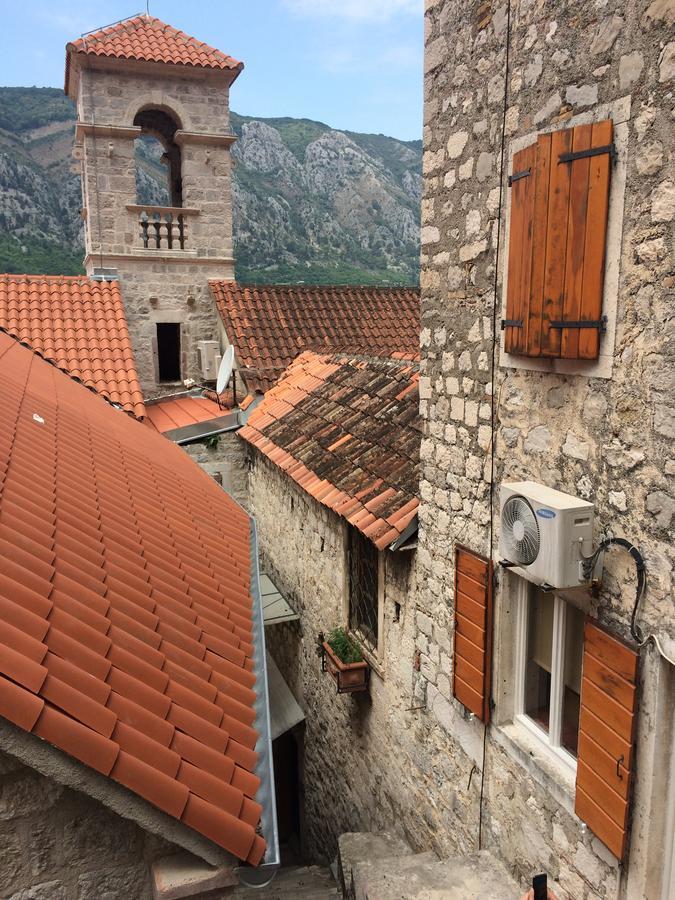 Chic & Stylish With Seaview-Terrace - Kotor Indah Apartment Exterior photo